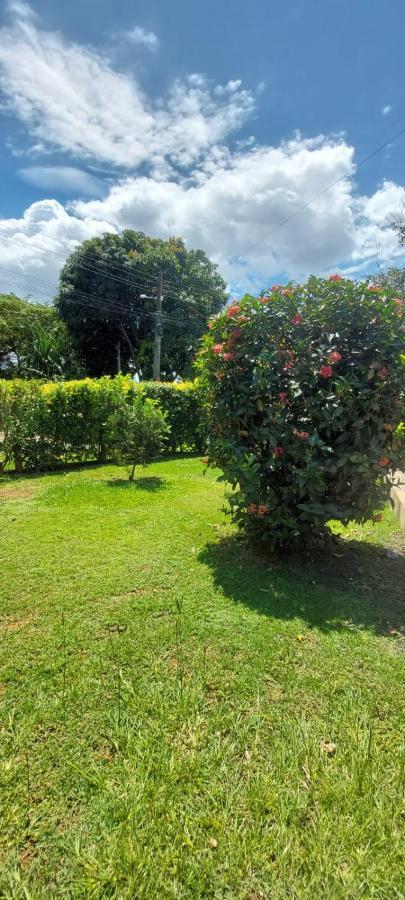 Casa Em Caldas - Piscina Solar E Eletrica Caldas Novas Zewnętrze zdjęcie